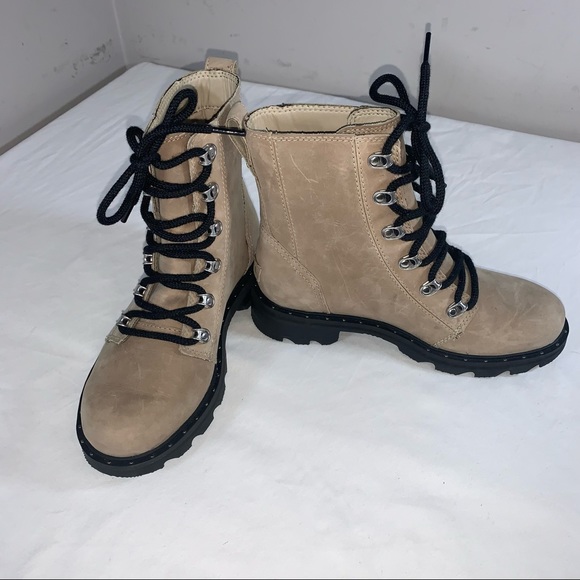 SAMPLE Sorel Leather Waterproof Lace Up Boot